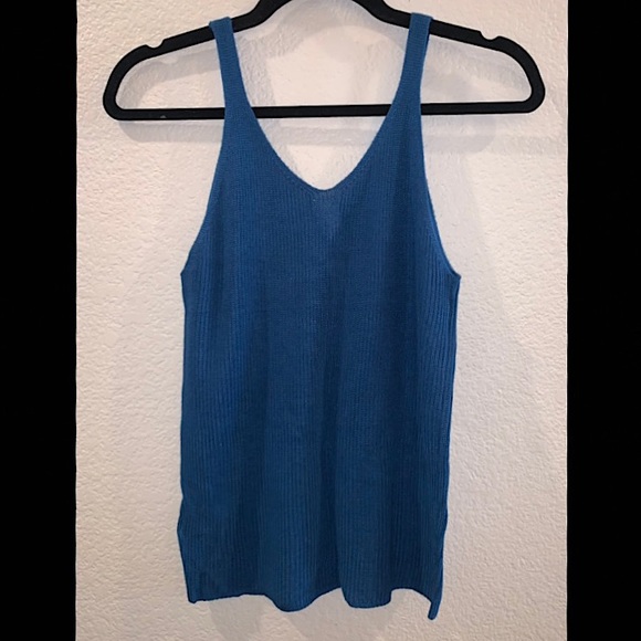 GREAT QUALITY L Love Knit Tank Top Size Small - Picture 2 of 4